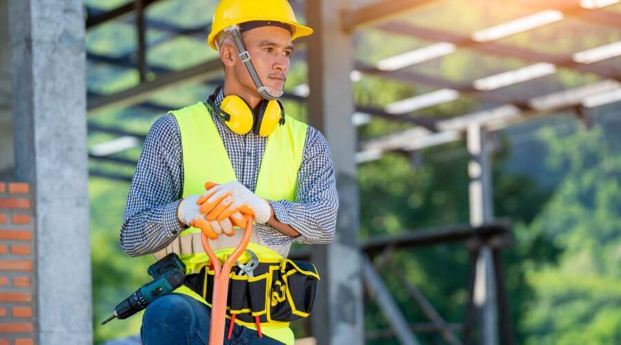Professional gutter cleaning in Fort Wainwright, AK